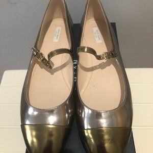 Cole Haan Size 10 Gold Ballet Flats New in Box